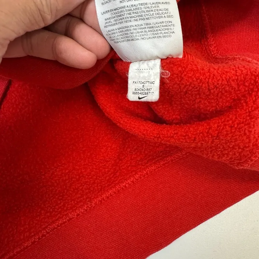 Nike Sweatshirt Mens Small Red Club Fleece Crewneck Pullover Swoosh Retro